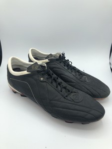pele soccer cleats