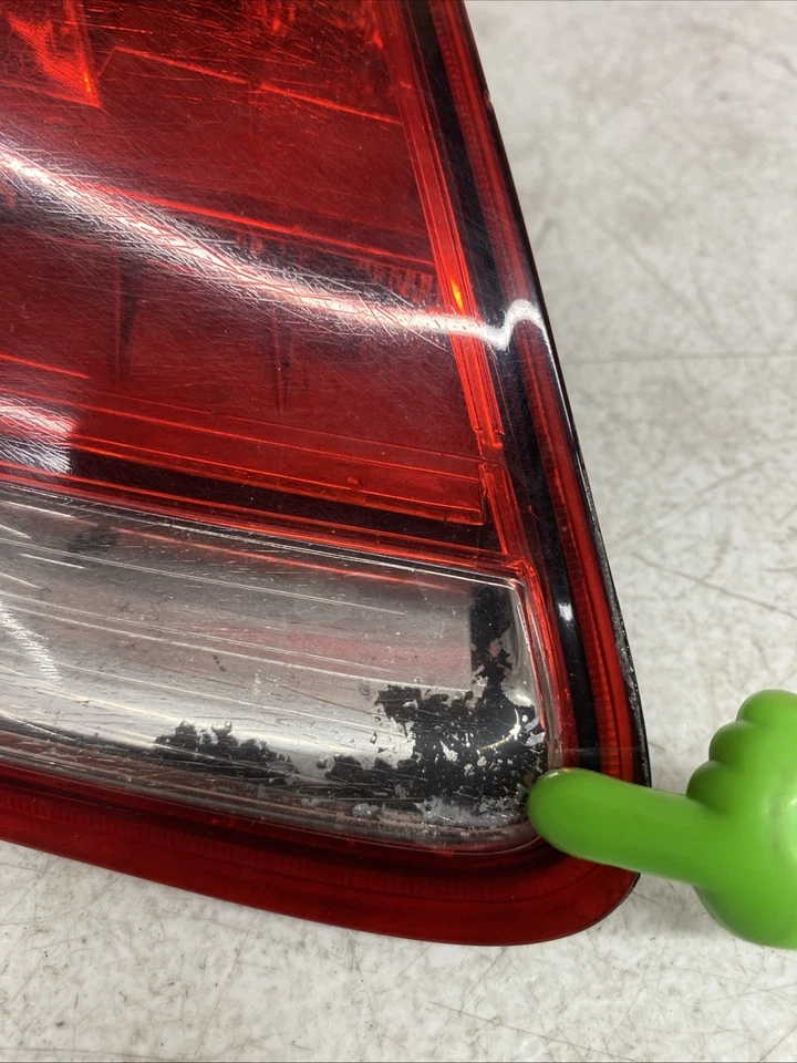 Lanterna traseira lateral esquerda 2009 Porsche Boxster 987.2 98763142503 **SOMENTE PEÇAS** - Imagem 2 de 4