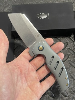 Kizer Knives - Large Sheepdog - C01C - BLUE Titanium Scales w/ a S35VN Blade.
