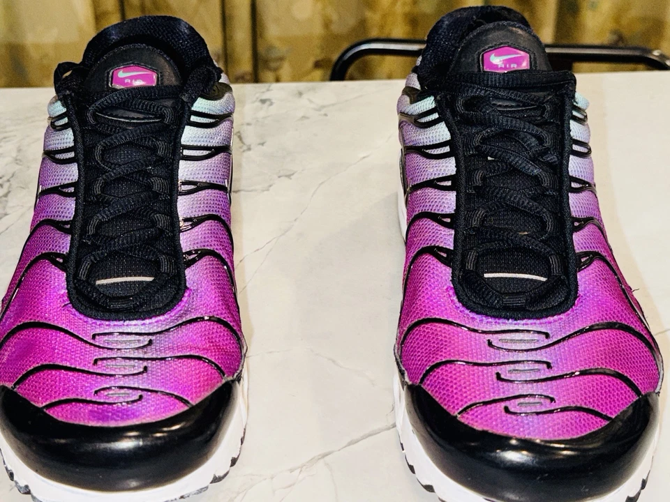 Talla 7Y - Nike Air Max Plus TN (GS) CD0609-300 Aurora/Hipervioleta - Mujer 8.5 Foto 2 de 4