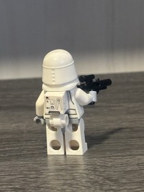 Lego Star Wars Minifigure Imperial Snowtrooper 4483 sw0101  