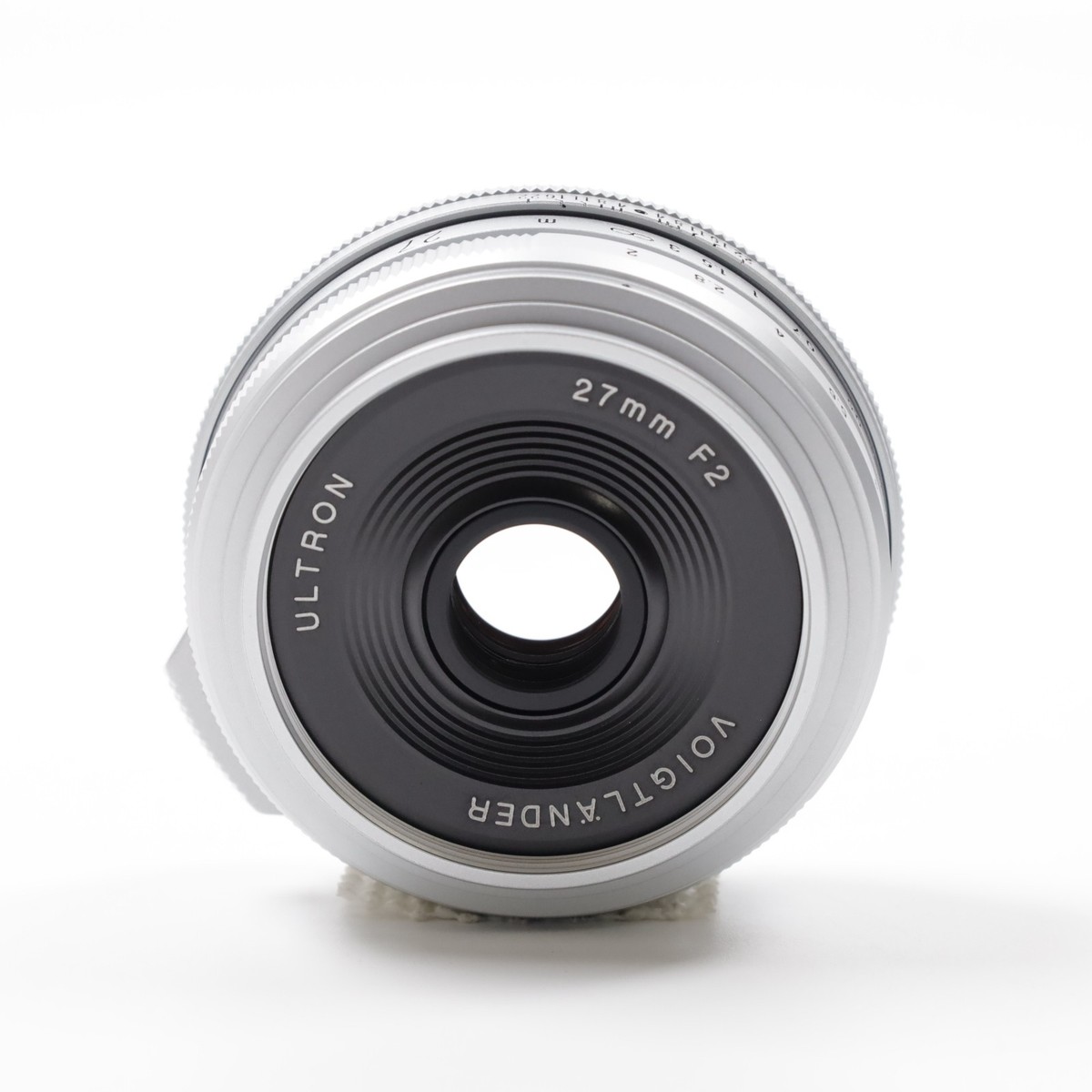 Voigtlander Ultron 27mm F2 Silver for Fujifilm X mount