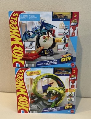 2x Hot Wheels City Snake Spiral Attack & Bat Loop Attack 1:64 Die-Cast Playset