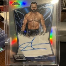 2026 Topps Chrome WWE DREW MCINTYRE On Card Auto Autograph Refractor