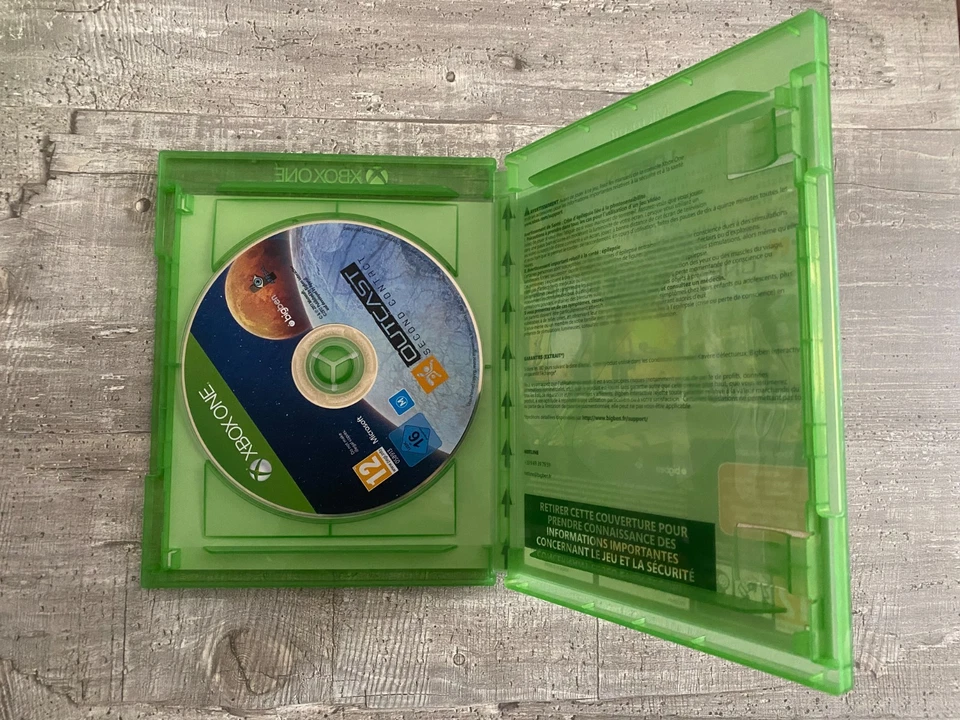 Jeu Outcast Second Contact - Jeu Microsoft Xbox One, photo 3 sur 3