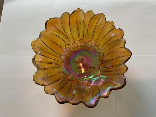 Vintage Indiana Glass Marigold Carnival Glass Bowl with A Sunflower Pattern 7.5”
