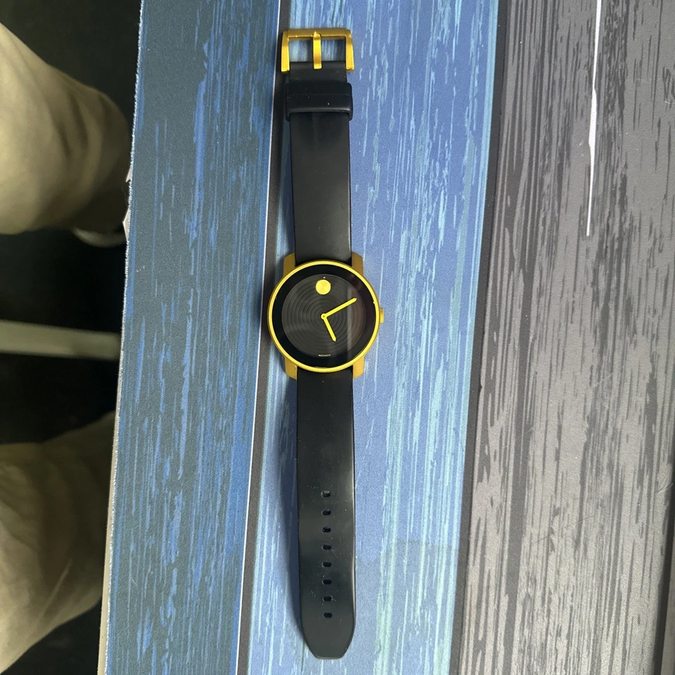 Movado BOLD 42mm Silicone Band Wristwatch for Men - Image 4 of 4