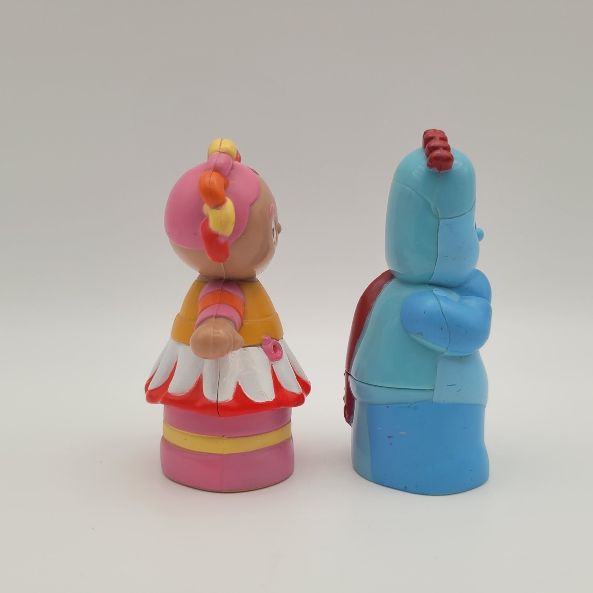 Mega Bloks In The Night Garden Upsy Daisy Iggle Piggle Figures | eBay