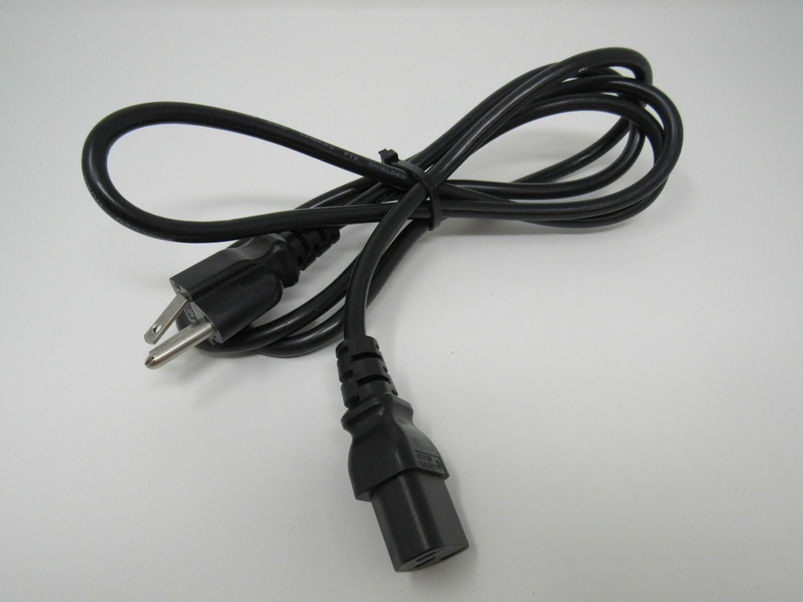 Huan Hsin Power Cord 5.5 ft NEMA 5-15P IEC C13