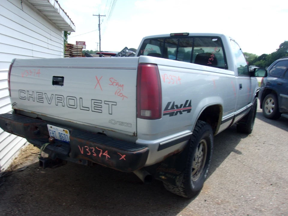 Columna de dirección usada se adapta a: Chevrolet Chevrolet 1500 1995 camioneta cambio de piso sin Foto 3 de 4