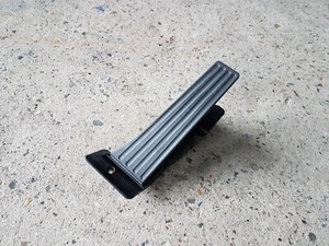 BMW 1er F20 F21 3er F30 F31 Gaspedal Fahrpedalmodul Automatikgetriebe 6853175