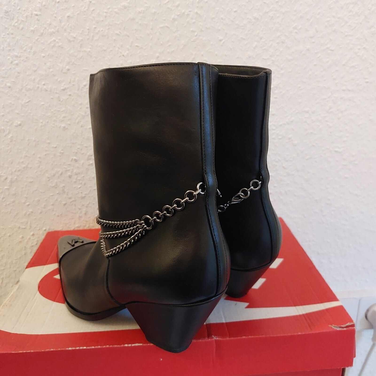 Bild 3 von 8