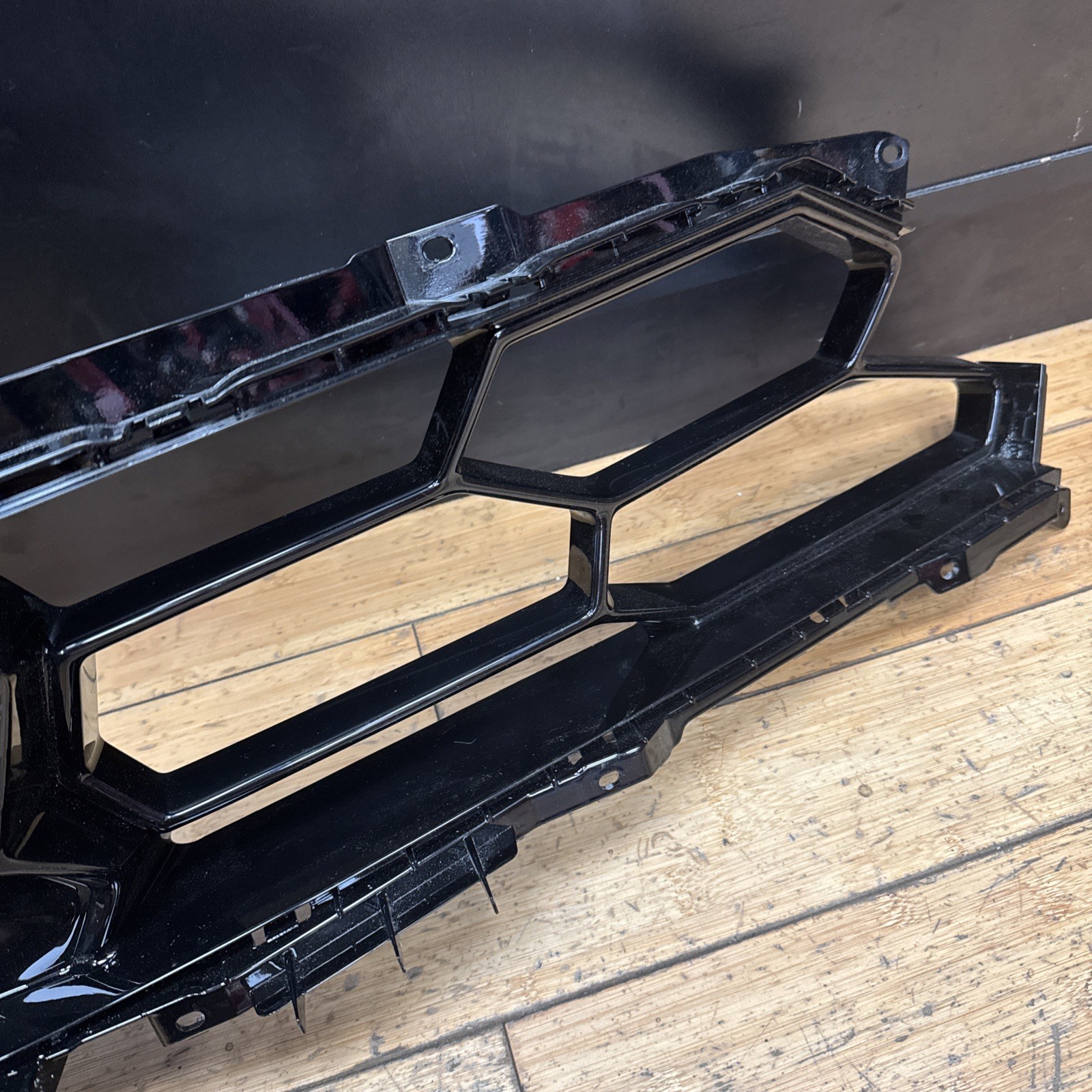 Lamborghini Urus 2019-2023 Front Upper Bumper grille