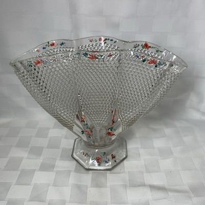 Vintage L.E. Smith Hobnail Fan Vase, also known as a ''Thousand Eyes'' pattern