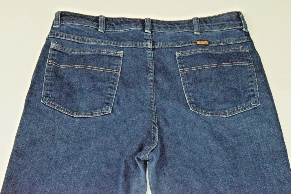 Vintage Western Jeans Wrangler Size 32 28 90s 85498PS Clasp Close Made USA - Image 4 of 4