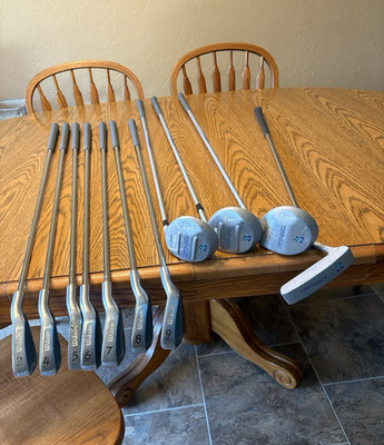Wilson Power Source 11pc RH Golf Set 3-9 Irons, 3-5 Woods, Putter R Flex