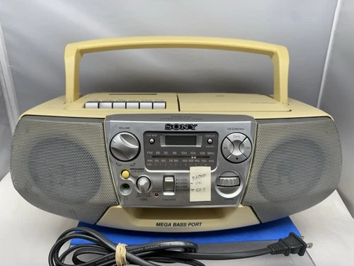 Vintage Sony CFD-V17 Boombox AM/FMRadio Cassette CD Player MegaBass Works