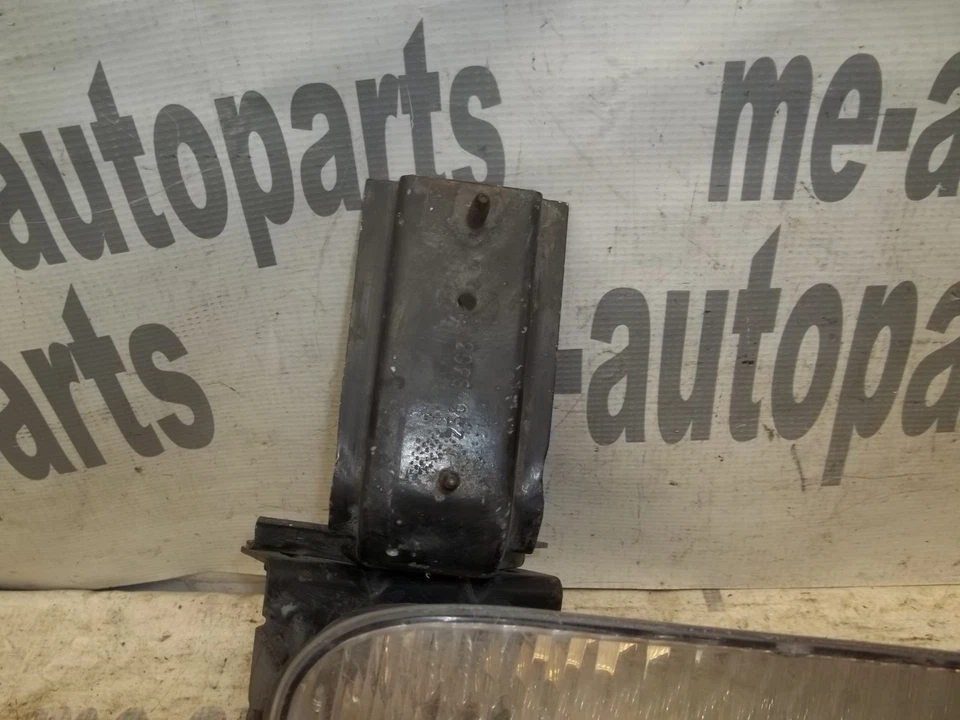 98-04 Cadillac Sevilha passageiro dianteiro direito lâmpada de neblina 25648303 fabricante de equipamento original - Imagem 3 de 4