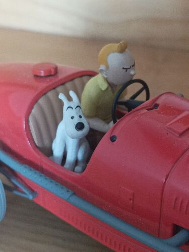 Tim und Struppi Figur, Hergé Moulinsart 2018, die Windschutzscheibe fehlt - Bild 3 von 10