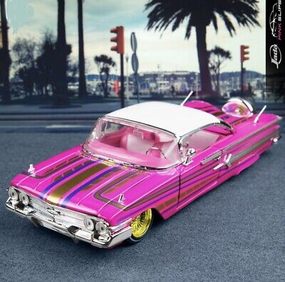 Jada 1/24 Pink Slips 1960 Chevrolet Impala Lowrider Metallic Jada 1/24 Pink Slips 1960 Chevrolet Impala Lowrider Metallic