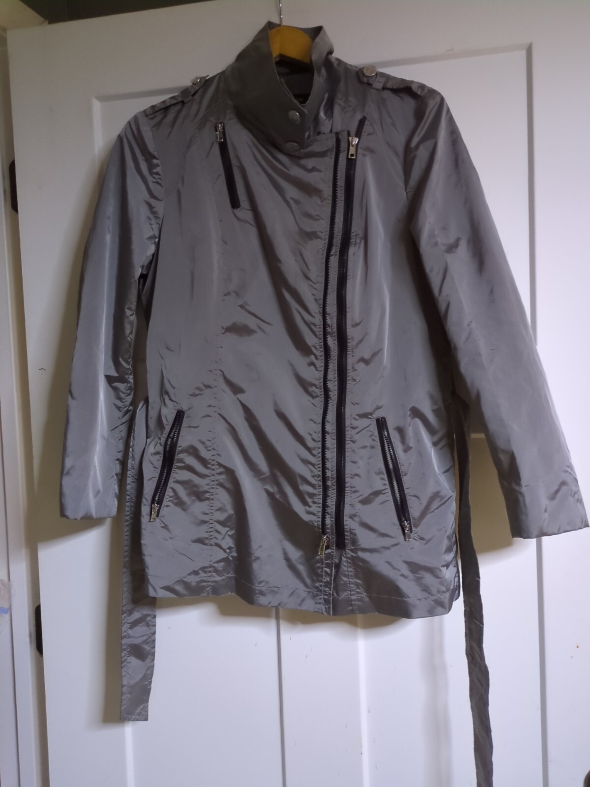 Picture 6 of 10