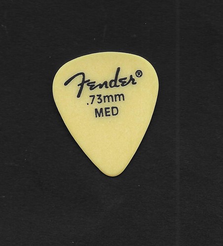 6 Fender Standard Matte Delrin .73mm M/H guitar picks