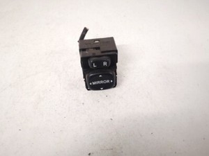 Toyota Corolla Verso 2004 Wing mirror control switch (Exterior Mir #1569641-12
