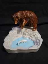 Vintage Handpainted Ceramic Brown Bear Ashtray Hunting Fish Salmon MCM 