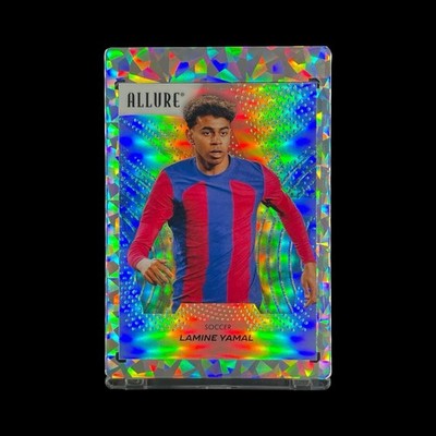 LAMINE YAMAL RAINBOW SILVER REFRACTOR 2025 Upper Deck Allure Holo Card - Spain