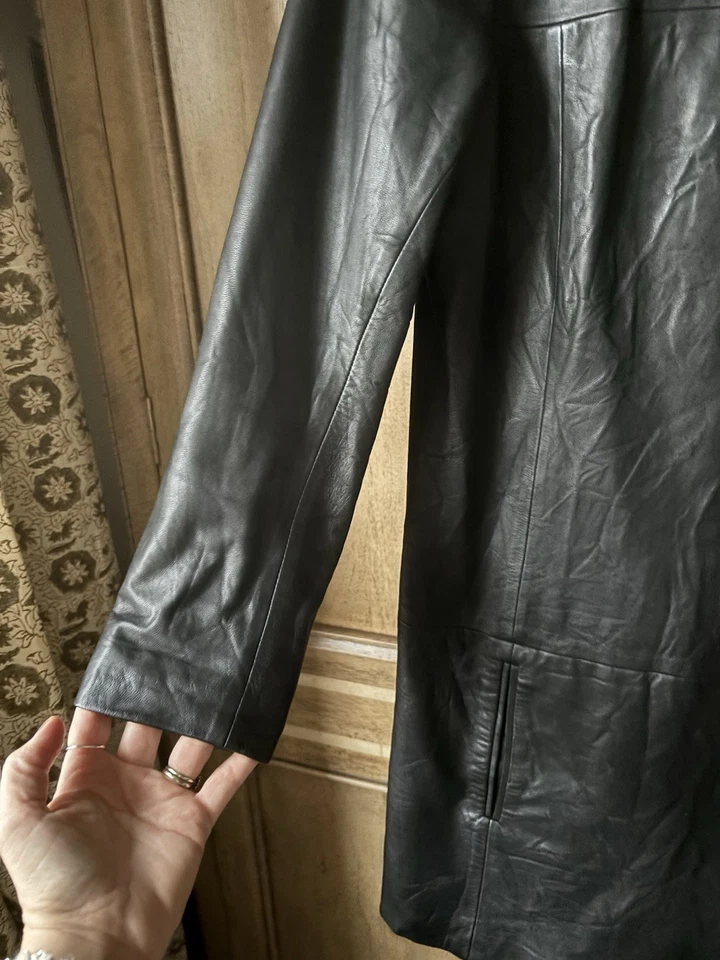 Theory Lamb Leather Mini Dress Size 8 Excellent Condition - Image 2 of 4