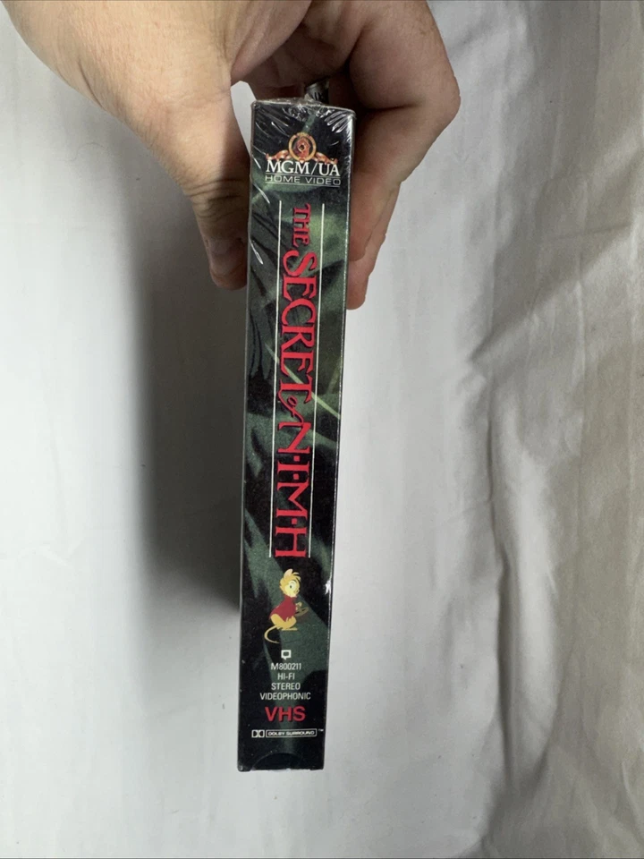 The Secret of NIMH VHS Tape MGM Dolby Cartoon Moviestars Factory New Sealed - Image 4 of 4