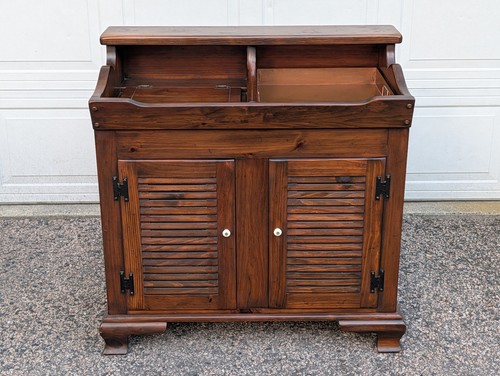 Ethan Allen American Traditional Solid Antiqued Pine Dry Sink Server Cabinet