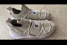 ladies champion sneakers size 6.5