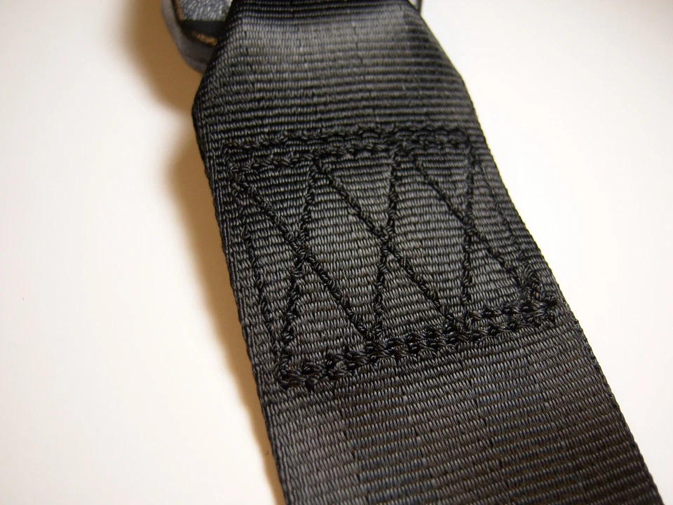 SEAT BELTS JEEP AMC WILLYS NASH UNIVERSAL (2) POINT MOUNTING BLACK COLOR Foto 3 de 3