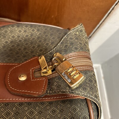 Hartmann luggage wings Diamond collection 24