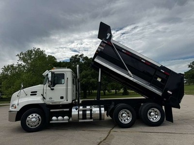 2018 MACK CXU613 DUMP TRUCK WITH NEW HRG BODY ELIPTICAL DEMO BED