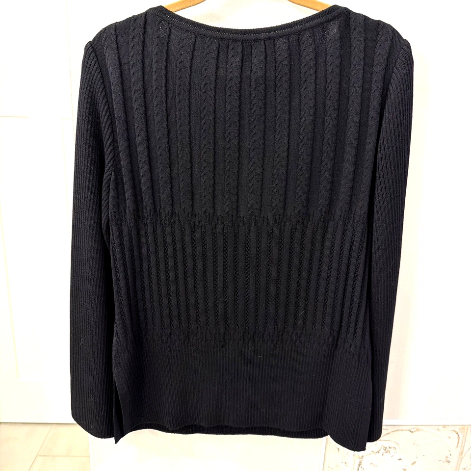 St. John Santana Tejido - Suéter Negro Lana Cuello en V con Herrajes Tono Dorado Nuevo Foto 2 de 4