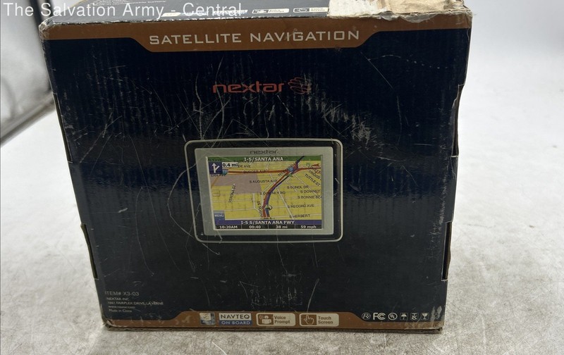 Nextar X3-03 Portable Automotive Mountable Satellite GPS Navigator With Box