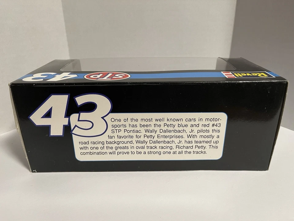 1994 Revell STP NO43 Уолли Далленбах младший NASCAR Grand Prix - Изображение 3 из 3