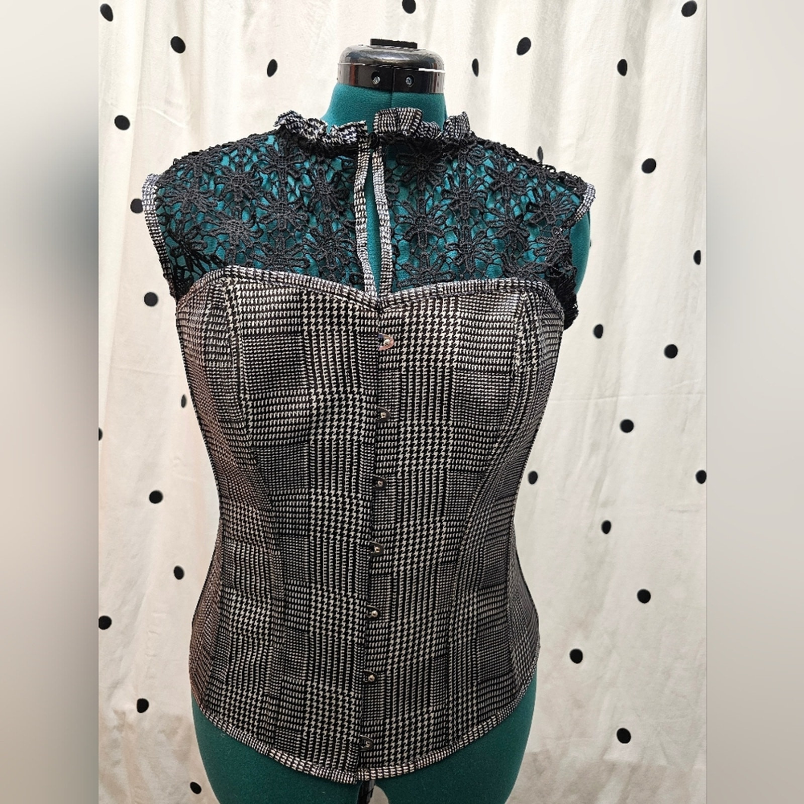 Black and white houndstooth plaid lace top corset UK size 20-image