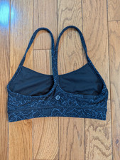 Lululemon Flow Y Bra Women's Size 4 Nulu Light Support Prisma Blue/Black