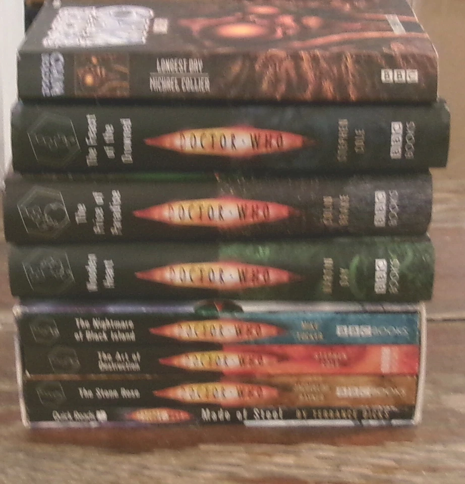 Lot of 8  Doctor Who Books  BBC The Fast of the Drowned, Wooden Heart+ - Image 2 of 2