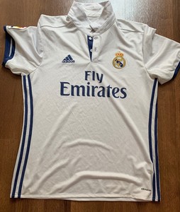 How To Style Soccer Jerseys