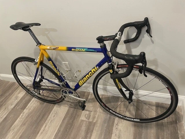 Bianchi Reparto Corsa 55 cm, bicicleta de equipo azul/amarillo, horquillas de aluminio/carbono Foto 3 de 3