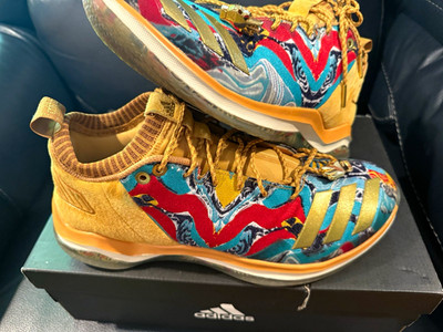 adidas Icon Trainer Legend Pack Men's Baseball Shoes US 10 Gold Multi EUC w/Box