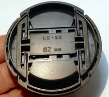 62mm lens front cap snap on type 