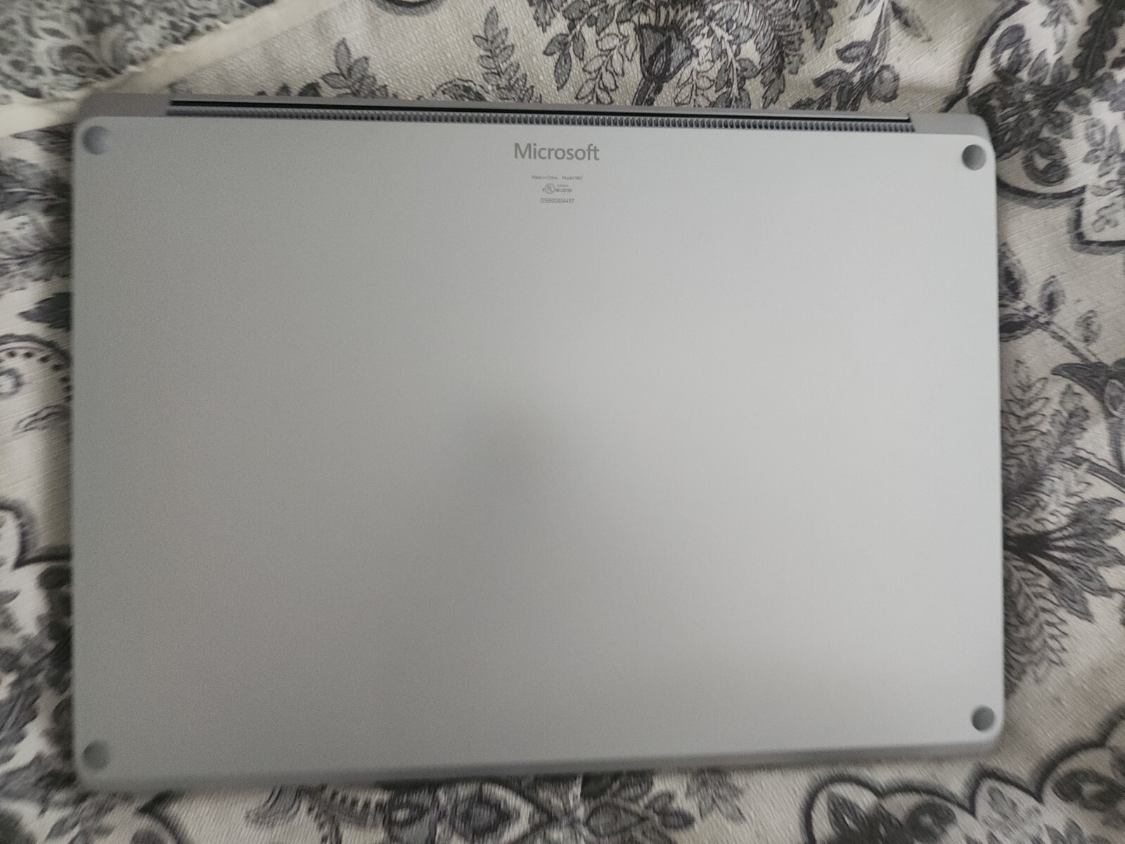 Microsoft Surface 3 13.3" (128GB SSD, Intel Core i5-1035G4, 1.20GHz, 8GB RAM,... - Picture 5 of 5