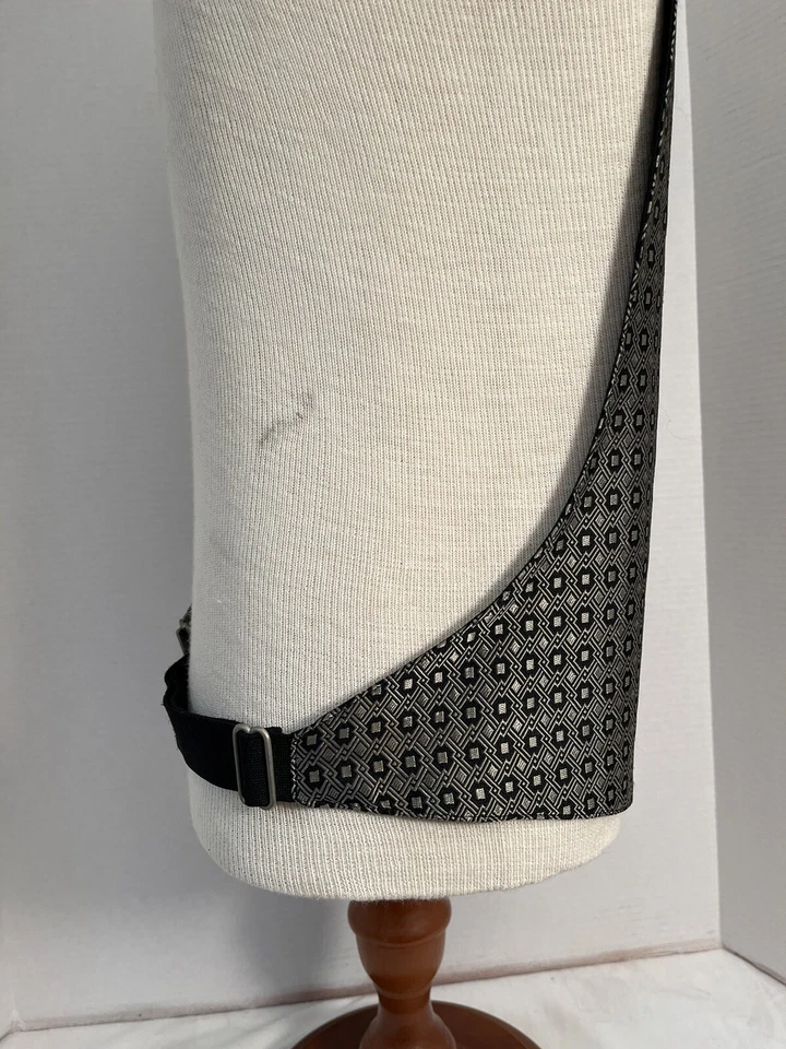 Chaps Ralph Lauren Mens Formal  Vest Fits 37-50 Adjustable Neck &Waist ,Lined - Image 4 of 4