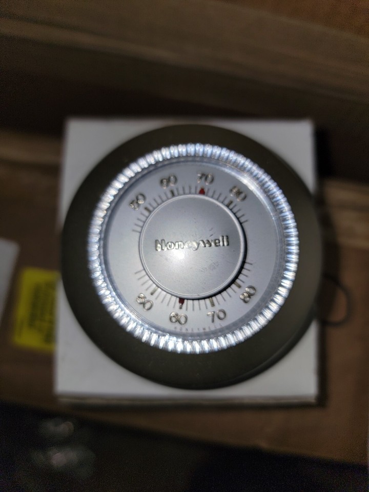 HONEYWELL T87F 2873 “The Round” HeatingCooling Low Voltage Thermostat