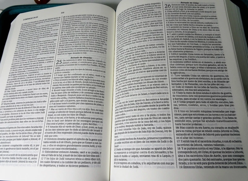 Biblia RV60 con forro azul, concordancia y mapas. Letra mediana ESPAÑOL - Imagen 3 de 4